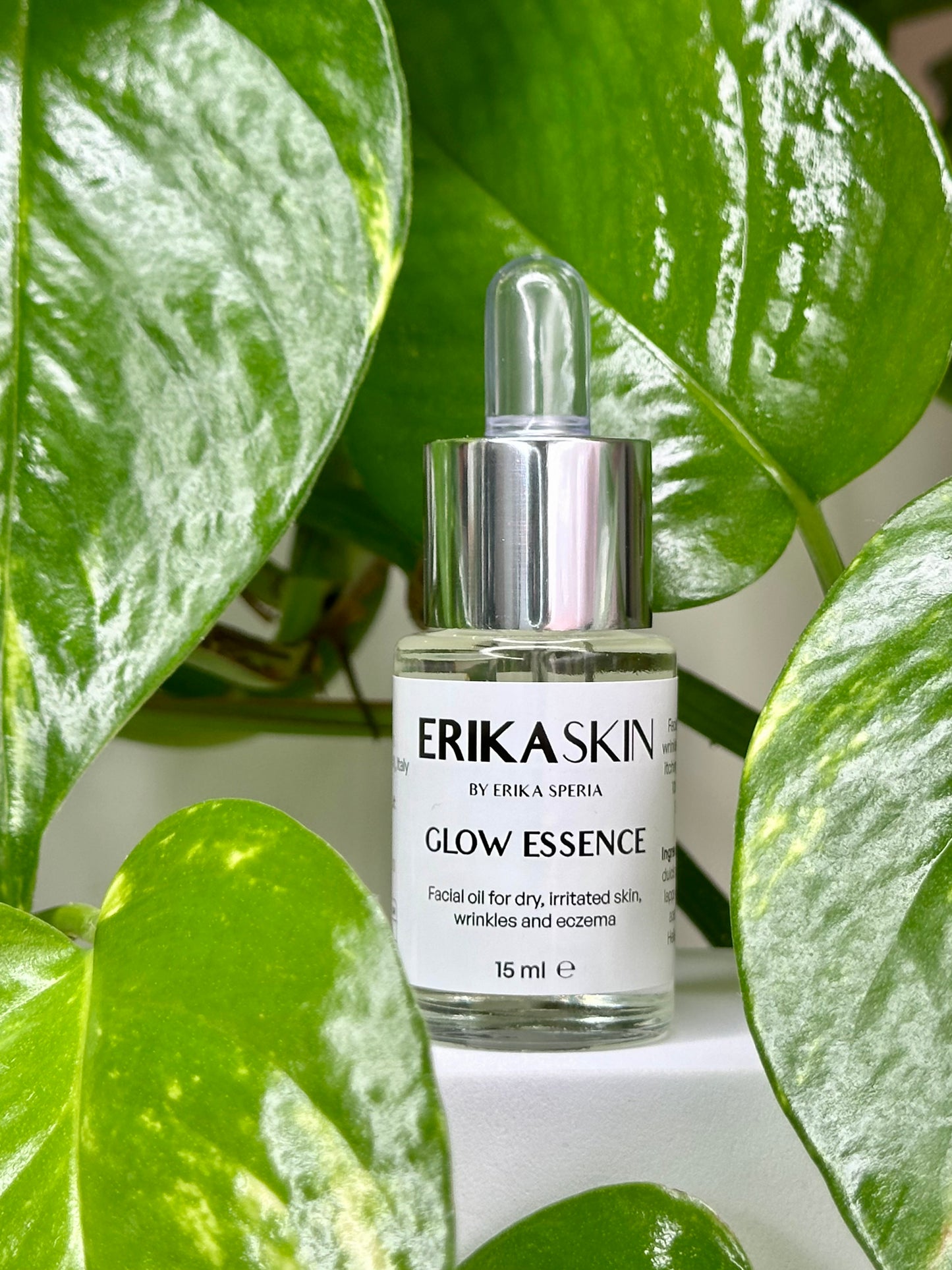 GLOW ESSENCE